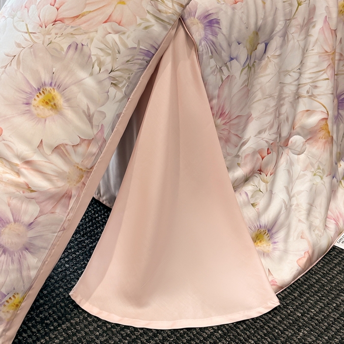 91家纺网 家纺一手货源 找家纺 慕晨 2025新款莱赛尔天丝数码印花四件套莱赛尔夏被四件套天丝夏凉被直播热款夏被被子被芯 芷韵  粉