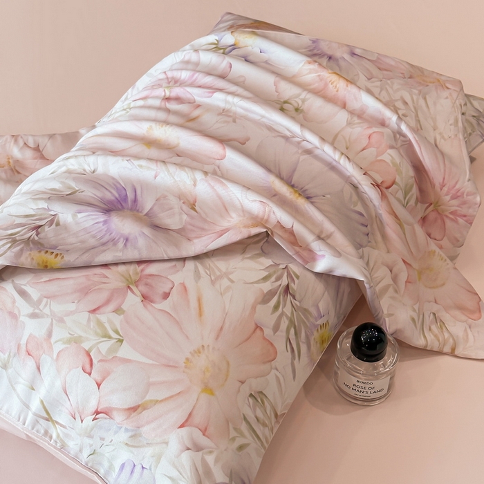 91家纺网 家纺一手货源 找家纺 慕晨 2025新款莱赛尔天丝数码印花四件套莱赛尔夏被四件套天丝夏凉被直播热款夏被被子被芯 芷韵  粉