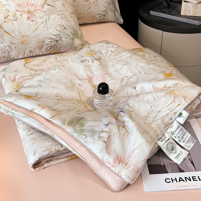 91家纺网 家纺一手货源 找家纺 慕晨 2025新款莱赛尔天丝数码印花四件套莱赛尔夏被四件套天丝夏凉被直播热款夏被被子被芯 芷韵 玉