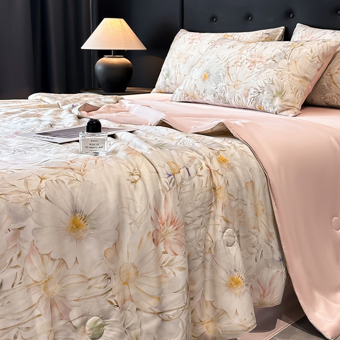 91家纺网 家纺一手货源 找家纺 慕晨 2025新款莱赛尔天丝数码印花四件套莱赛尔夏被四件套天丝夏凉被直播热款夏被被子被芯 芷韵 玉