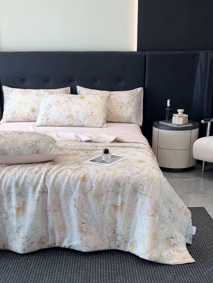 91家纺网 家纺一手货源 找家纺 慕晨 2025新款莱赛尔天丝数码印花四件套莱赛尔夏被四件套天丝夏凉被直播热款夏被被子被芯 芷韵 玉