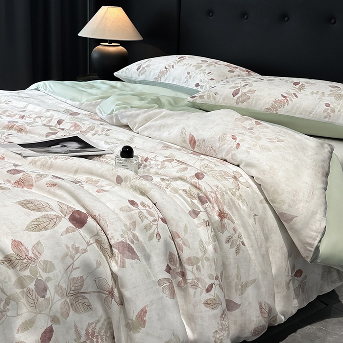 91家纺网 家纺一手货源 找家纺 慕晨 2025新款莱赛尔天丝数码印花四件套莱赛尔夏被四件套天丝夏凉被直播热款四件套 藏幽 绿