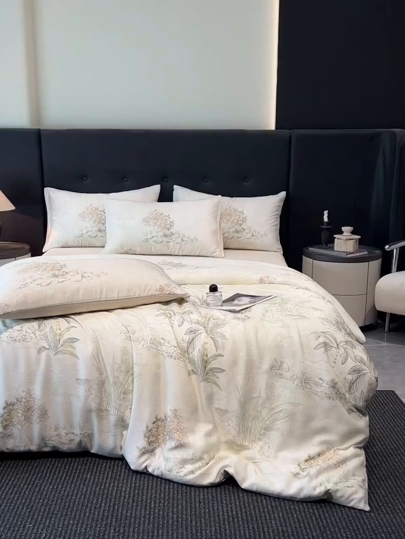 91家纺网 家纺一手货源 找家纺 慕晨 2025新款莱赛尔天丝数码印花四件套莱赛尔夏被四件套天丝夏凉被直播热款四件套 诺森 香槟