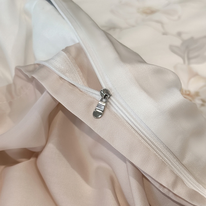 91家纺网 家纺一手货源 找家纺 慕晨 2025新款莱赛尔天丝数码印花四件套莱赛尔夏被四件套天丝夏凉被直播热款四件套 栖然 粉