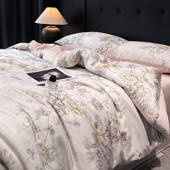 91家纺网 家纺一手货源 找家纺 慕晨 2025新款莱赛尔天丝数码印花四件套莱赛尔夏被四件套天丝夏凉被直播热款四件套 韵眠 粉