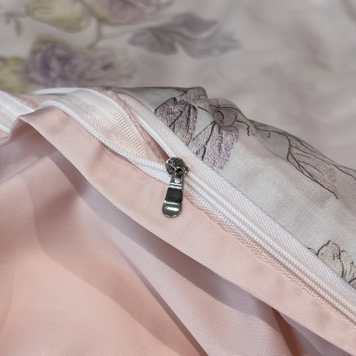 91家纺网 家纺一手货源 找家纺 慕晨 2025新款莱赛尔天丝数码印花四件套莱赛尔夏被四件套天丝夏凉被直播热款四件套 韵眠 粉