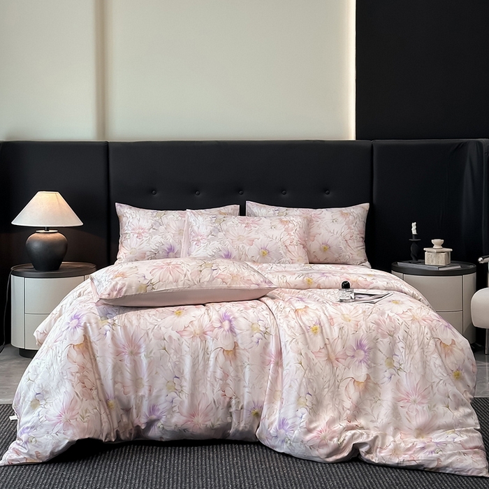 91家纺网 家纺一手货源 找家纺 慕晨 2025新款莱赛尔天丝数码印花四件套莱赛尔夏被四件套天丝夏凉被直播热款四件套 芷韵  粉