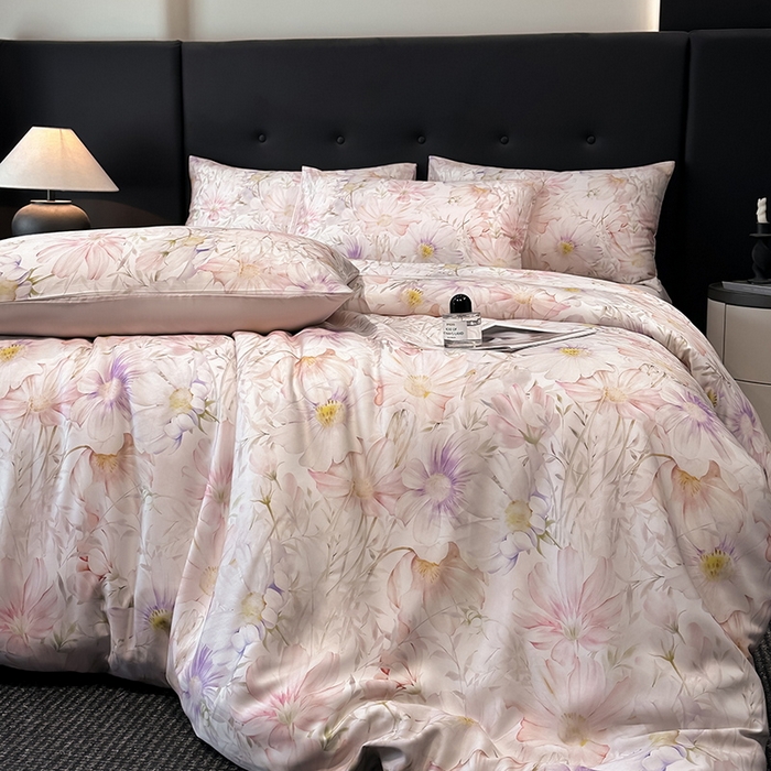 91家纺网 家纺一手货源 找家纺 慕晨 2025新款莱赛尔天丝数码印花四件套莱赛尔夏被四件套天丝夏凉被直播热款四件套 芷韵  粉