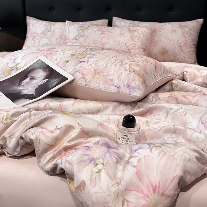 91家纺网 家纺一手货源 找家纺 慕晨 2025新款莱赛尔天丝数码印花四件套莱赛尔夏被四件套天丝夏凉被直播热款四件套 芷韵  粉