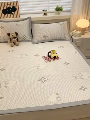 91家纺网 家纺一手货源 找家纺 佰亿莱 2025春夏新款卡皮巴拉豆豆凉席席子 卡皮巴拉-灰色 床席