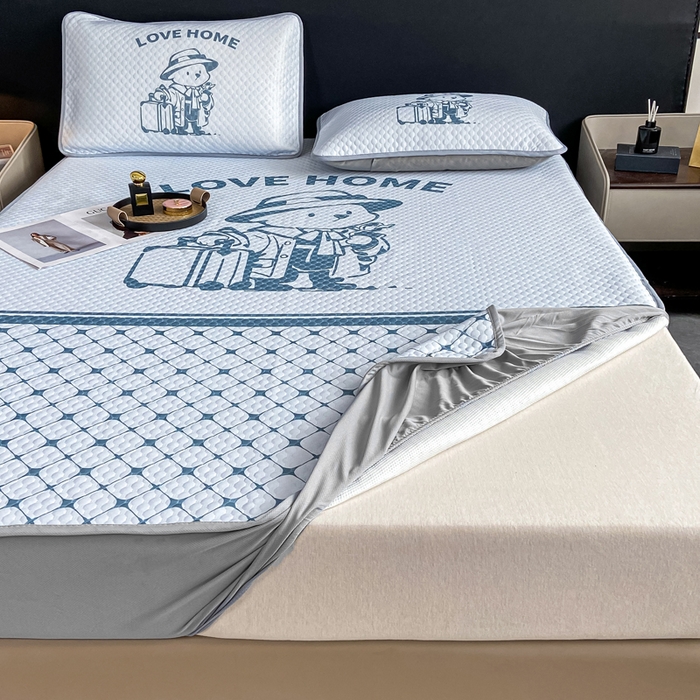 91家纺网 家纺一手货源 找家纺 慕梵家居 2025新款大版印花冰豆豆凉席席子床笠款三件套 爱家-灰