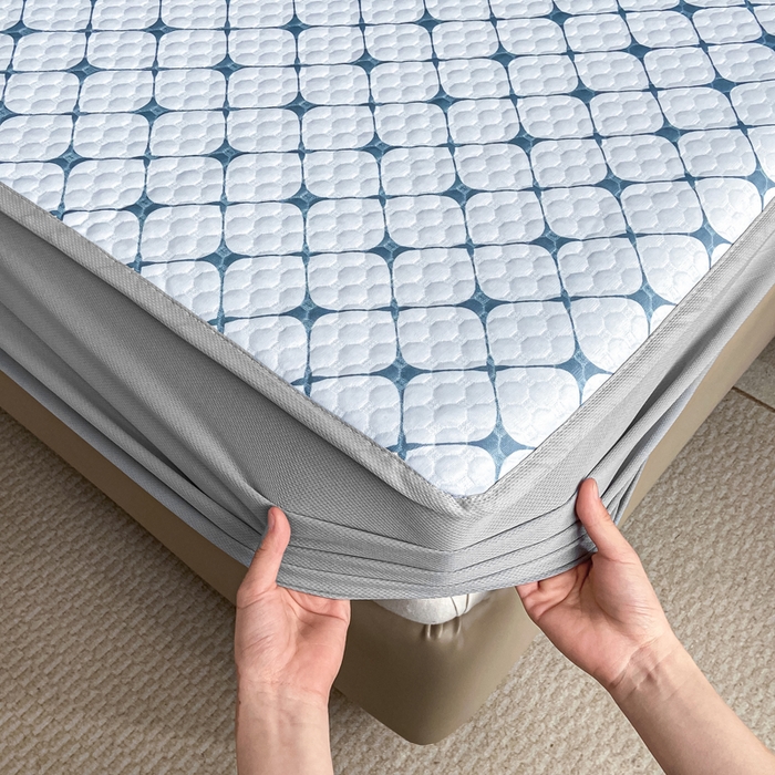 91家纺网 家纺一手货源 找家纺 慕梵家居 2025新款大版印花冰豆豆凉席席子床笠款三件套 爱家-灰