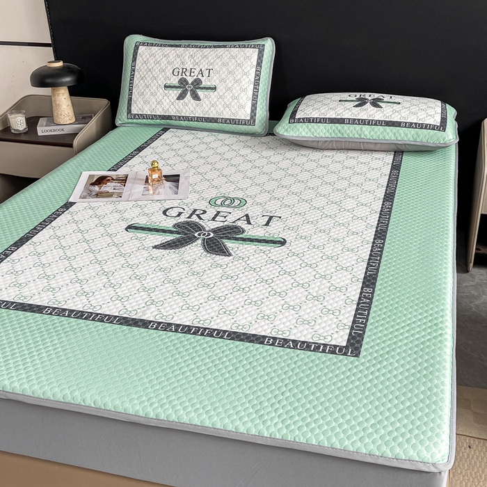 91家纺网 家纺一手货源 找家纺 慕梵家居 2025新款大版印花冰豆豆凉席席子床笠款三件套 风尚-绿