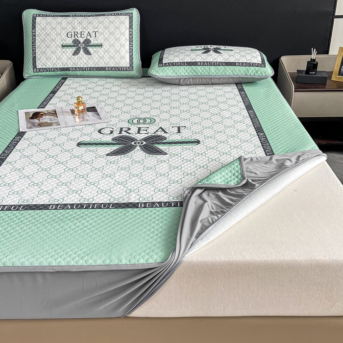 91家纺网 家纺一手货源 找家纺 慕梵家居 2025新款大版印花冰豆豆凉席席子床笠款三件套 风尚-绿