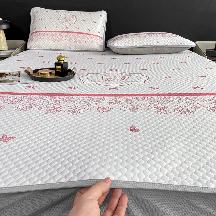 91家纺网 家纺一手货源 找家纺 慕梵家居 2025新款大版印花冰豆豆凉席席子床笠款三件套 蝴蝶结-粉