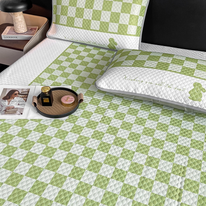 91家纺网 家纺一手货源 找家纺 慕梵家居 2025新款大版印花冰豆豆凉席席子床笠款三件套 可爱兔-绿