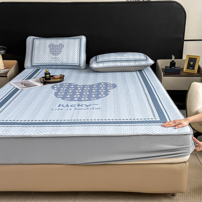 91家纺网 家纺一手货源 找家纺 慕梵家居 2025新款大版印花冰豆豆凉席席子床笠款三件套 美丽生活-灰