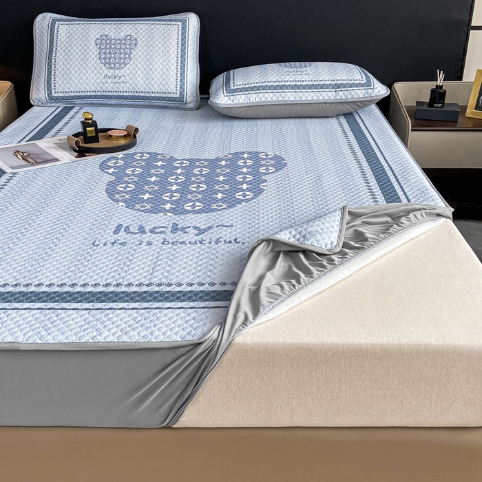 91家纺网 家纺一手货源 找家纺 慕梵家居 2025新款大版印花冰豆豆凉席席子床笠款三件套 美丽生活-灰