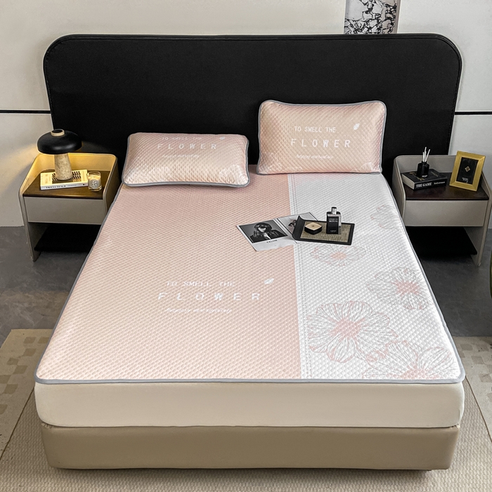 91家纺网 家纺一手货源 找家纺 慕梵家居 2025新款大版印花冰豆豆凉席席子三件套 繁花-粉