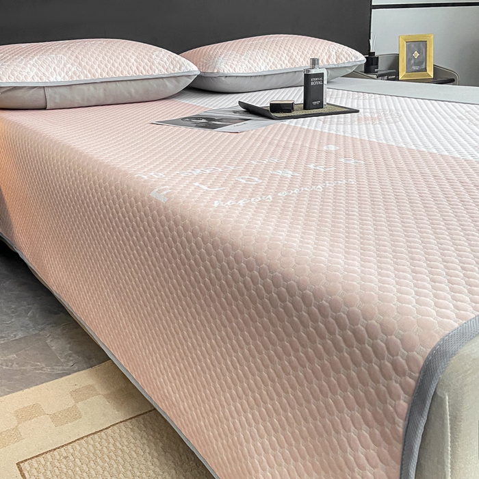 91家纺网 家纺一手货源 找家纺 慕梵家居 2025新款大版印花冰豆豆凉席席子三件套 繁花-粉