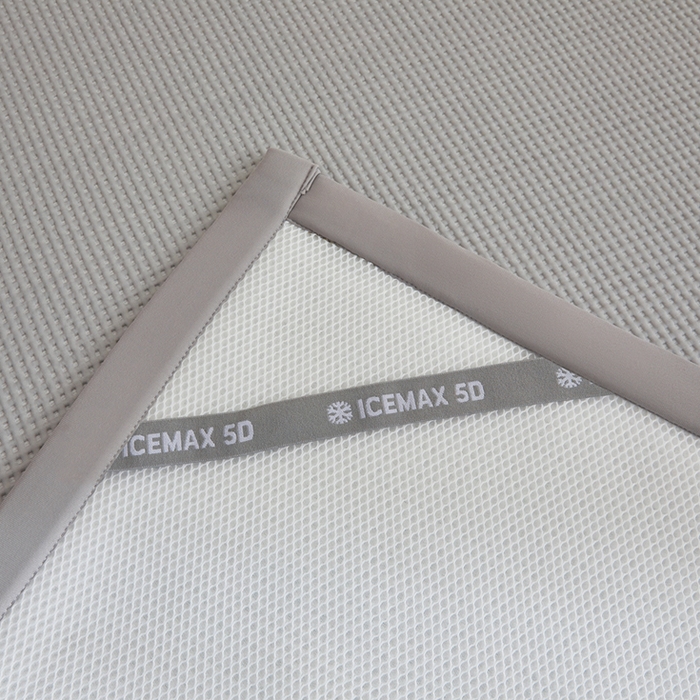 91家纺网 家纺一手货源 找家纺 全季家居 2025新款A类乙纶PE家族系列刺绣凉豆豆席凉席席子 快乐小熊-浅灰-床席款