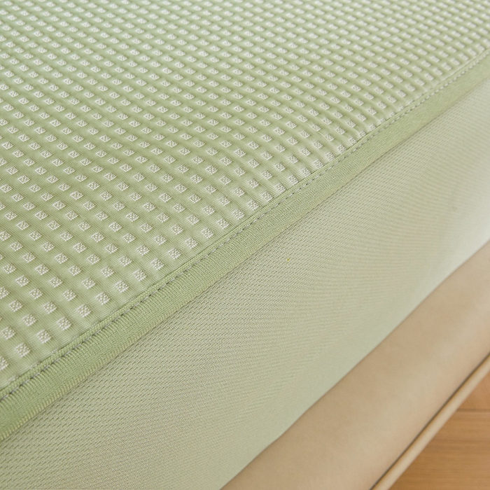 91家纺网 家纺一手货源 找家纺 全季家居 2025新款A类乙纶PE家族系列刺绣凉豆豆席凉席席子 熊猫家族-水绿-床笠款