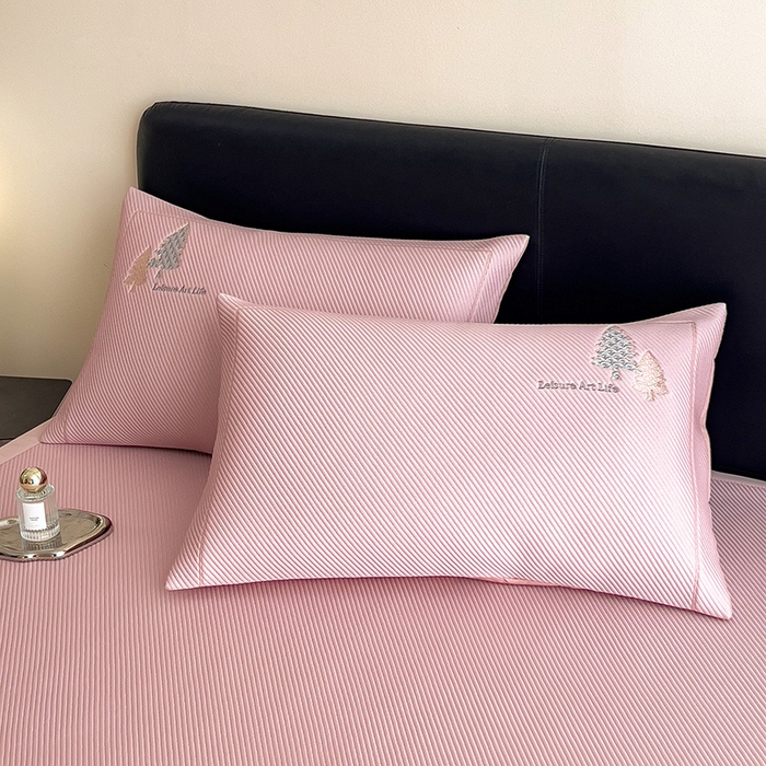 91家纺网 家纺一手货源 找家纺 （总）全季家居 2025新款A类乙纶PE希望森林刺绣系列凉豆豆席凉席席子