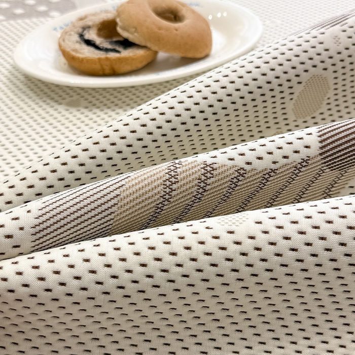 91家纺网 家纺一手货源 找家纺 全季家居 2025新款A类乙纶PE卡通系列凉豆豆席凉席席子 腊肠狗-浅咖-床席款