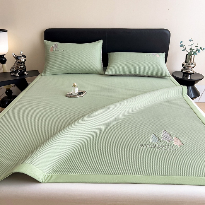 91家纺网 家纺一手货源 找家纺 全季家居 2025新款A类乙纶PE希望森林刺绣系列凉豆豆席凉席席子 水绿-床席款