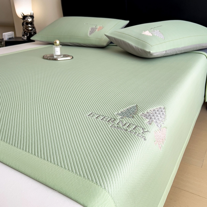 91家纺网 家纺一手货源 找家纺 全季家居 2025新款A类乙纶PE希望森林刺绣系列凉豆豆席凉席席子 水绿-床席款