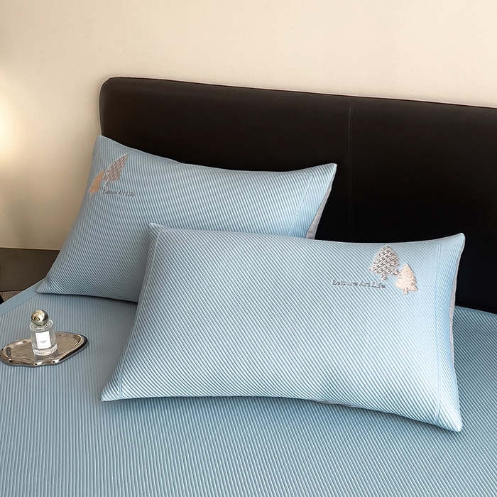 91家纺网 家纺一手货源 找家纺 全季家居 2025新款A类乙纶PE希望森林刺绣系列凉豆豆席凉席席子 天蓝-床席款