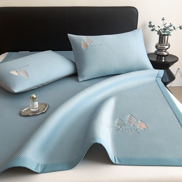 91家纺网 家纺一手货源 找家纺 全季家居 2025新款A类乙纶PE希望森林刺绣系列凉豆豆席凉席席子 天蓝-床席款