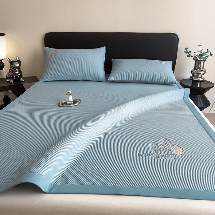 91家纺网 家纺一手货源 找家纺 全季家居 2025新款A类乙纶PE希望森林刺绣系列凉豆豆席凉席席子 天蓝-床席款