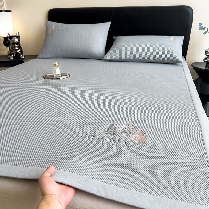 91家纺网 家纺一手货源 找家纺 全季家居 2025新款A类乙纶PE希望森林刺绣系列凉豆豆席凉席席子 银灰-床席款