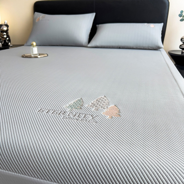 91家纺网 家纺一手货源 找家纺 全季家居 2025新款A类乙纶PE希望森林刺绣系列凉豆豆席凉席席子 银灰-床席款