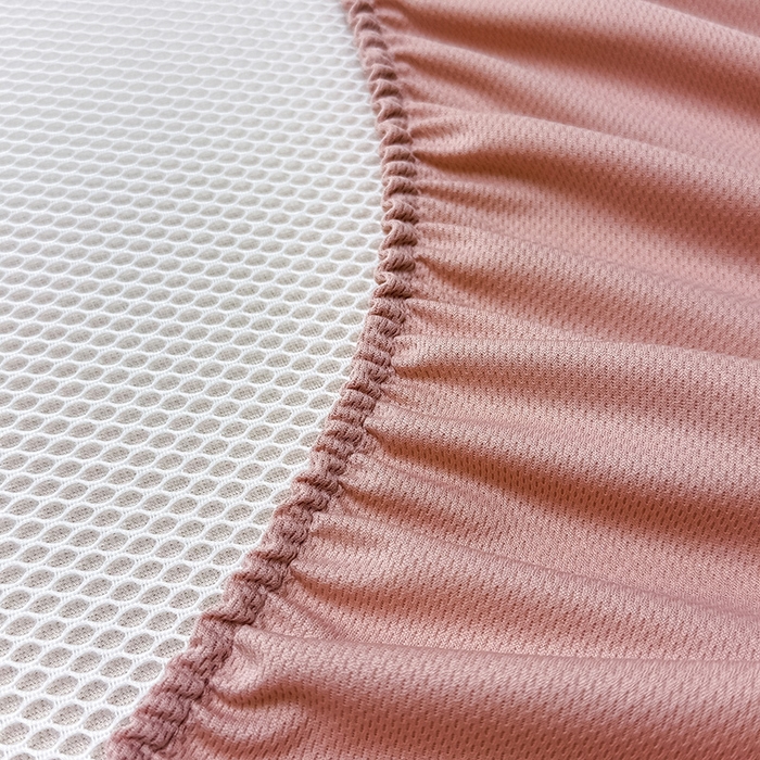 91家纺网 家纺一手货源 找家纺 全季家居 2025新款A类乙纶PE卡通系列凉豆豆席凉席席子 草莓甜心-淡粉-床笠款