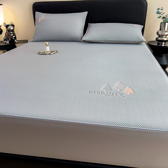 91家纺网 家纺一手货源 找家纺 全季家居 2025新款A类乙纶PE希望森林刺绣系列凉豆豆席凉席席子 银灰-床笠款