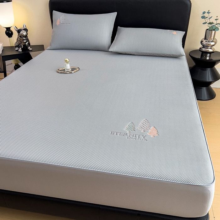 91家纺网 家纺一手货源 找家纺 全季家居 2025新款A类乙纶PE希望森林刺绣系列凉豆豆席凉席席子 银灰-床笠款