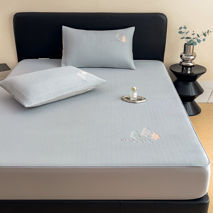 91家纺网 家纺一手货源 找家纺 全季家居 2025新款A类乙纶PE希望森林刺绣系列凉豆豆席凉席席子 银灰-床笠款