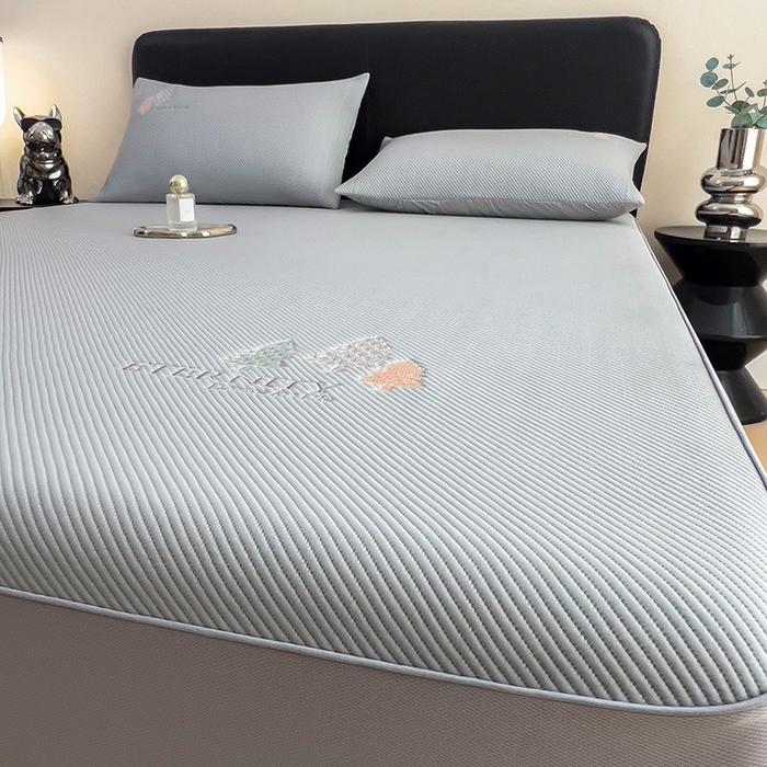 91家纺网 家纺一手货源 找家纺 全季家居 2025新款A类乙纶PE希望森林刺绣系列凉豆豆席凉席席子 银灰-床笠款