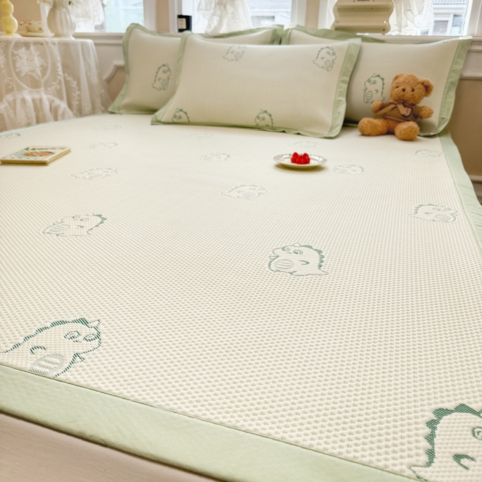 91家纺网 家纺一手货源 找家纺 （总）全季家居 2025新款A类乙纶PE小动物系列凉豆豆席凉席席子