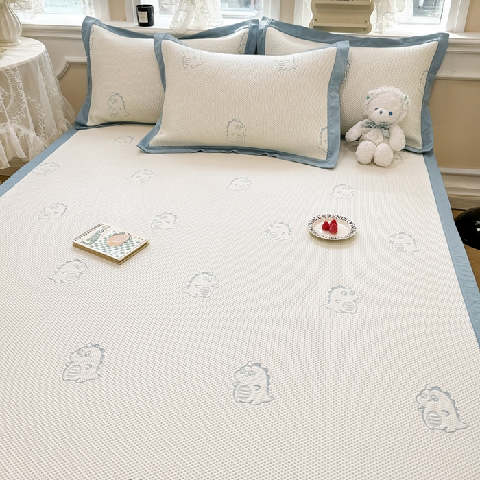 91家纺网 家纺一手货源 找家纺 全季家居 2025新款A类乙纶PE小动物系列凉豆豆席凉席席子 小恐龙-天蓝-床席款