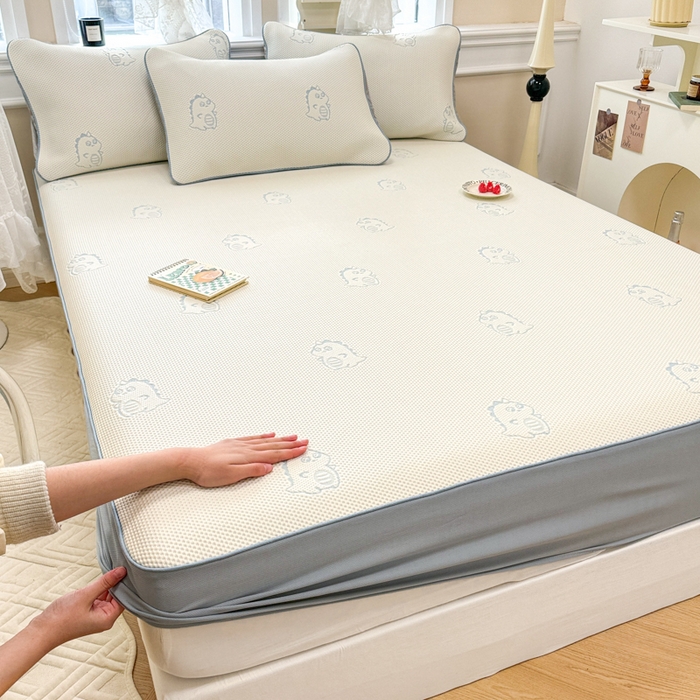 91家纺网 家纺一手货源 找家纺 全季家居 2025新款A类乙纶PE小动物系列凉豆豆席凉席席子 小恐龙-天蓝-床笠款