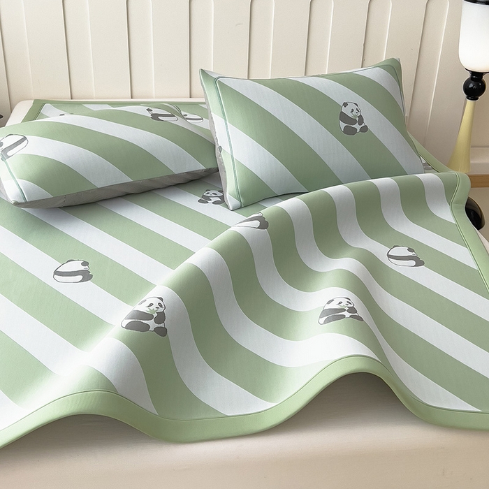 91家纺网 家纺一手货源 找家纺 全季家居 2025新款5A乙纶全PE卡通系列凉感软凉席席子 熊猫墩墩 床席