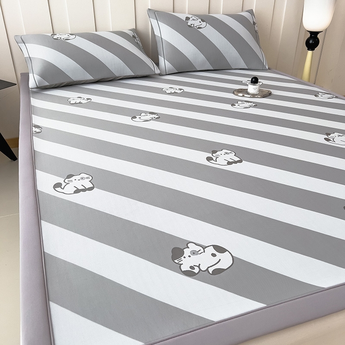 91家纺网 家纺一手货源 找家纺 全季家居 2025新款5A乙纶全PE卡通系列凉感软凉席席子 慵懒猫咪 床席