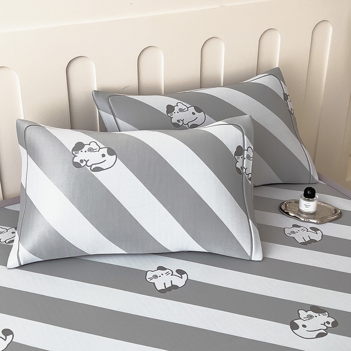 91家纺网 家纺一手货源 找家纺 全季家居 2025新款5A乙纶全PE卡通系列凉感软凉席席子 慵懒猫咪 床席