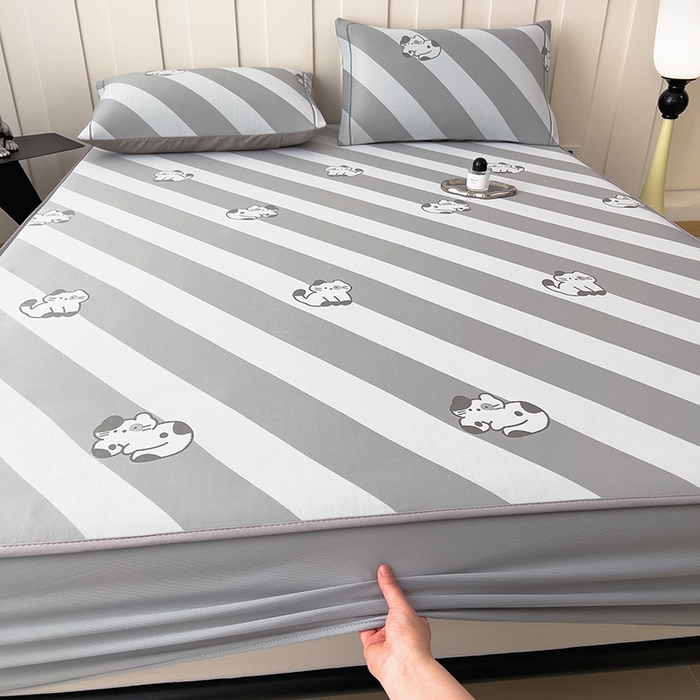 91家纺网 家纺一手货源 找家纺 全季家居 2025新款5A乙纶全PE卡通系列凉感软凉席席子 慵懒猫咪 床笠