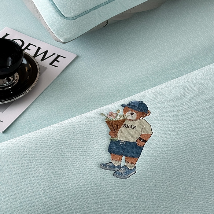 91家纺网 家纺一手货源 找家纺 全季家居 2025新款5A乙纶全PE绅士熊系列凉感软凉席席子 天蓝 床席