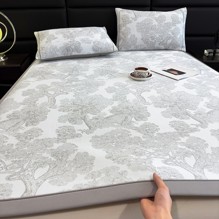 91家纺网 家纺一手货源 找家纺 全季家居 2025新款5A乙纶全PE花卉轻奢提花凉感软凉席席子 暗香疏影-浅灰 床席