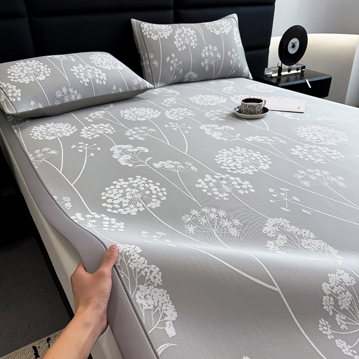 91家纺网 家纺一手货源 找家纺 全季家居 2025新款5A乙纶全PE花卉轻奢提花凉感软凉席席子 落盏-浅灰 床席